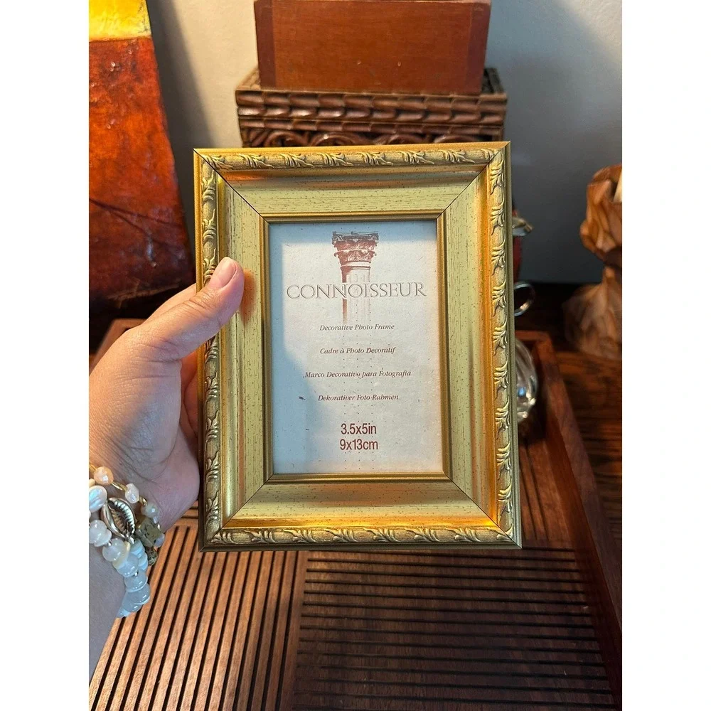 Connoisseur Gold Gilded Vintage Decorative Photo Frame 3.5x5 Tabletop USA